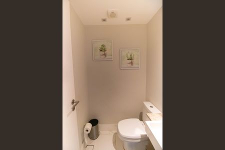 Apartamento à venda com 249m², 4 quartos e 3 vagasLavabo