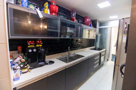 Apartamento à venda com 249m², 4 quartos e 3 vagasCozinha