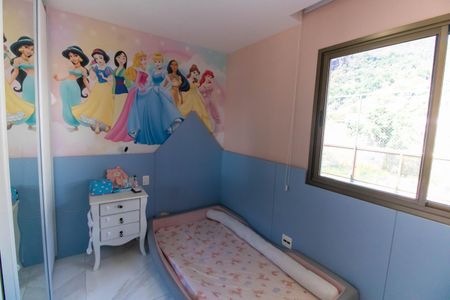 Apartamento à venda com 249m², 4 quartos e 3 vagasQuarto 2