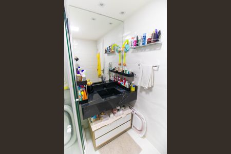 Apartamento à venda com 249m², 4 quartos e 3 vagasBanheiro da Suíte