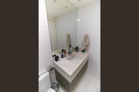 Apartamento à venda com 249m², 4 quartos e 3 vagasBanheiro Social