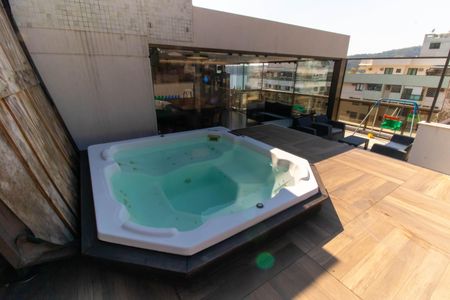 Apartamento à venda com 249m², 4 quartos e 3 vagasCobertura