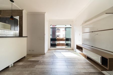 Apartamento à venda com 74m², 3 quartos e 1 vaga Apartamento à venda com 74m², 3 quartos e 1 vagaSala