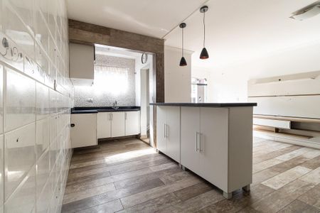 Apartamento à venda com 74m², 3 quartos e 1 vaga Apartamento à venda com 74m², 3 quartos e 1 vagaCozinha