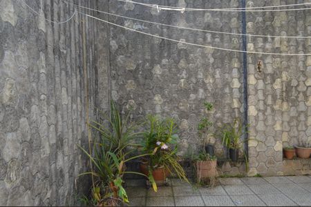 Casa à venda com 150m², 4 quartos e 2 vagasQuintal