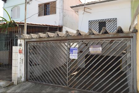 Casa à venda com 150m², 4 quartos e 2 vagasFachada + Plaquinha