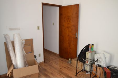 Casa à venda com 150m², 4 quartos e 2 vagasSala