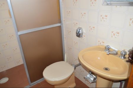 Casa à venda com 150m², 4 quartos e 2 vagasBanheiro Superior