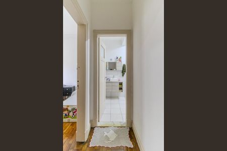 Apartamento à venda com 74m², 2 quartos e sem vagaCorredor