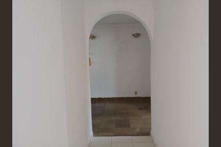 Apartamento à venda com 1098m², 3 quartos e sem vagaCorredor 