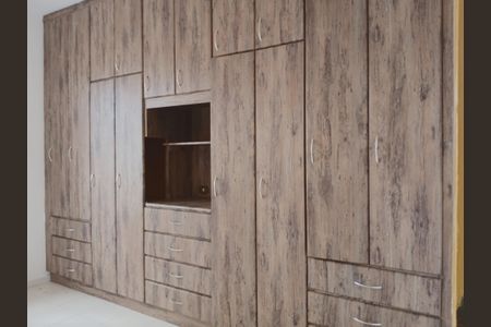 Apartamento à venda com 1098m², 3 quartos e sem vagaQuarto