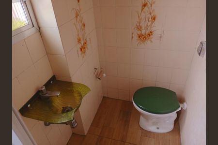 Apartamento à venda com 1098m², 3 quartos e sem vagaBanheiro