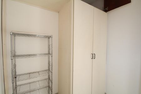 Apartamento para alugar com 74m², 2 quartos e 2 vagasQuarto de Serviço