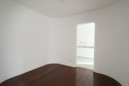 Apartamento para alugar com 74m², 2 quartos e 2 vagasSala