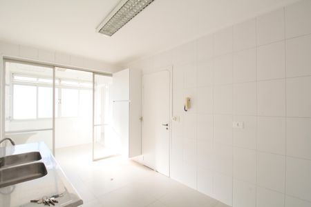 Apartamento para alugar com 74m², 2 quartos e 2 vagasCozinha
