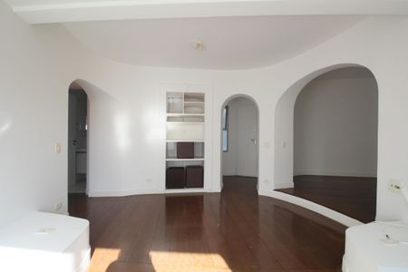 Apartamento para alugar com 74m², 2 quartos e 2 vagasSala
