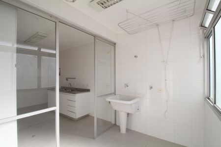 Apartamento para alugar com 74m², 2 quartos e 2 vagasÁrea de Serviço