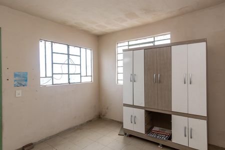 Casa à venda com 300m², 5 quartos e 3 vagas Casa à venda com 300m², 5 quartos e 3 vagasQuarto 3 Casa 1