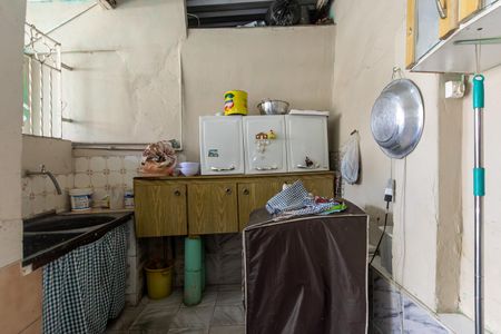 Casa à venda com 300m², 5 quartos e 3 vagas Casa à venda com 300m², 5 quartos e 3 vagasÁrea de Serviço Casa 1