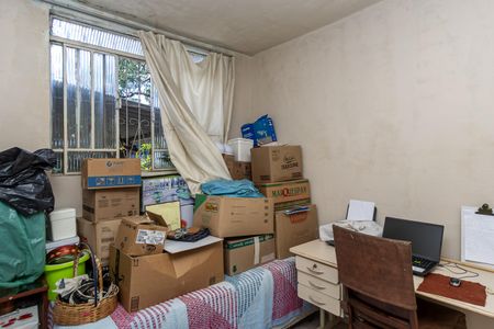 Casa à venda com 300m², 5 quartos e 3 vagas Casa à venda com 300m², 5 quartos e 3 vagasQuarto 1 Casa 1