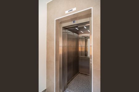 Studio para alugar com 32m², 1 quarto e sem vaga Studio para alugar com 32m², 1 quarto e sem vagaÁrea Comum