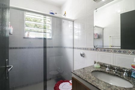 Casa à venda com 134m², 3 quartos e 2 vagas Casa à venda com 134m², 3 quartos e 2 vagasBanheiro 1