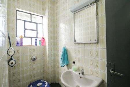 Casa à venda com 134m², 3 quartos e 2 vagas Casa à venda com 134m², 3 quartos e 2 vagasBanheiro 2