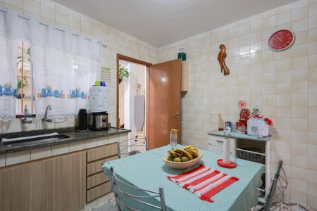 Casa de condomínio à venda com 134m², 3 quartos e 2 vagasCozinha