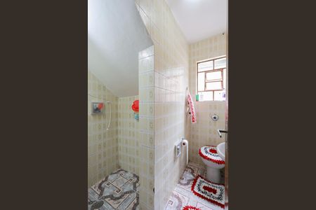 Casa de condomínio à venda com 134m², 3 quartos e 2 vagasBanheiro 2