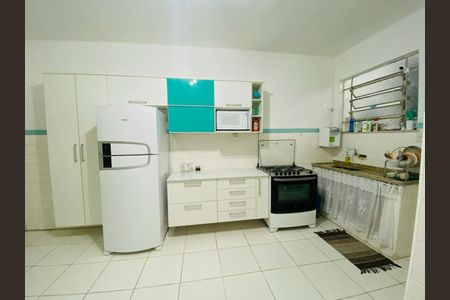Apartamento à venda com 102m², 2 quartos e sem vaga Apartamento à venda com 102m², 2 quartos e sem vagaCozinha