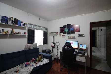 Casa à venda com 127m², 4 quartos e 3 vagasSala