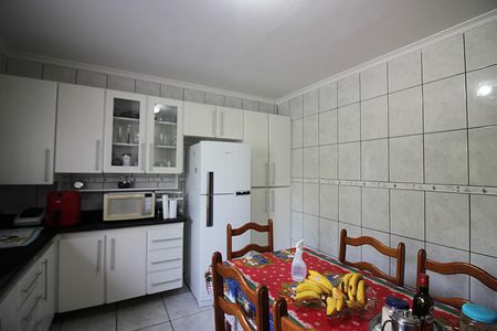 Casa à venda com 127m², 4 quartos e 3 vagasCozinha Casa 2