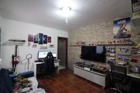 Casa à venda com 127m², 4 quartos e 3 vagasSala