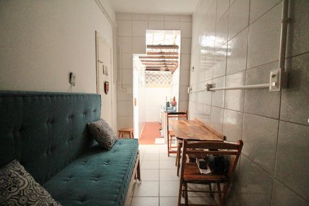 Studio para alugar com 28m², 1 quarto e sem vaga Studio para alugar com 28m², 1 quarto e sem vagaSala
