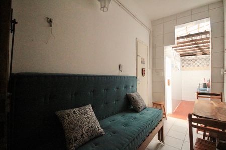 Studio para alugar com 28m², 1 quarto e sem vaga Studio para alugar com 28m², 1 quarto e sem vagaSala