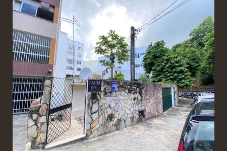 Studio para alugar com 28m², 1 quarto e sem vaga Studio para alugar com 28m², 1 quarto e sem vagaFachada