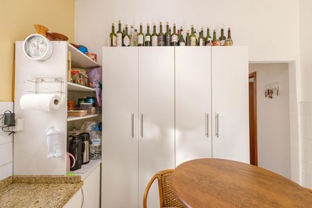 Casa à venda com 232m², 3 quartos e 4 vagasCozinha