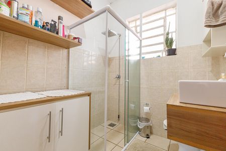 Casa à venda com 232m², 3 quartos e 4 vagasBanheiro Social