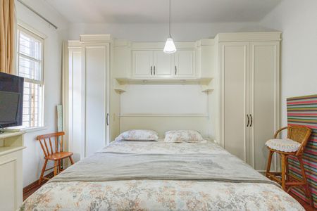 Casa à venda com 232m², 3 quartos e 4 vagasQuarto 2