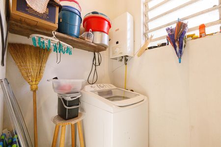 Casa à venda com 232m², 3 quartos e 4 vagasÁrea de Serviço