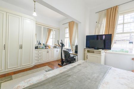 Casa à venda com 232m², 3 quartos e 4 vagasQuarto 2