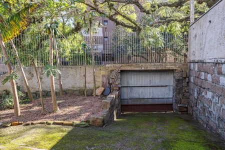 Casa à venda com 232m², 3 quartos e 4 vagasQuintal 