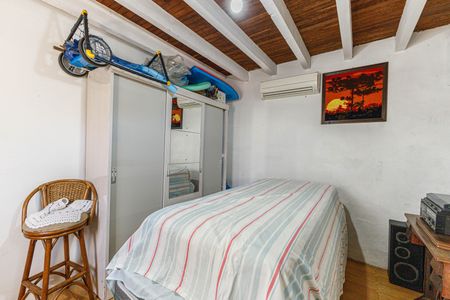 Casa à venda com 232m², 3 quartos e 4 vagasQuarto 3