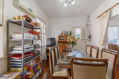 Casa à venda com 232m², 3 quartos e 4 vagasSala 2