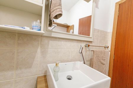 Casa à venda com 232m², 3 quartos e 4 vagasBanheiro Social