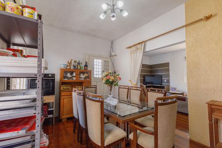 Casa à venda com 232m², 3 quartos e 4 vagasSala 2