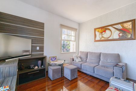 Casa à venda com 232m², 3 quartos e 4 vagasSala 1