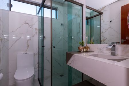 Casa à venda com 360m², 5 quartos e 4 vagas Casa à venda com 360m², 5 quartos e 4 vagasBanheiro Social 2