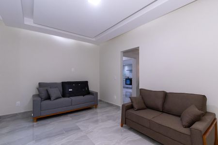 Casa à venda com 360m², 5 quartos e 4 vagas Casa à venda com 360m², 5 quartos e 4 vagasSala 3