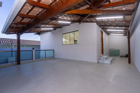 Casa à venda com 360m², 5 quartos e 4 vagas Casa à venda com 360m², 5 quartos e 4 vagasGaragem 1